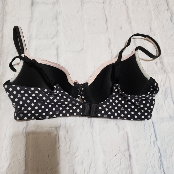 Victoria's Secret size 32C - Picture 3 of 7